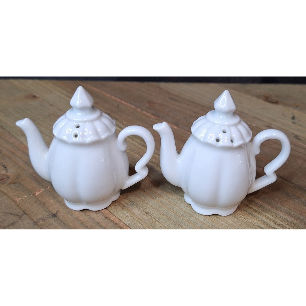 Vintage White Ceramic Teapot Salt and Pepper Shakers Set Miniature Novelty Tea